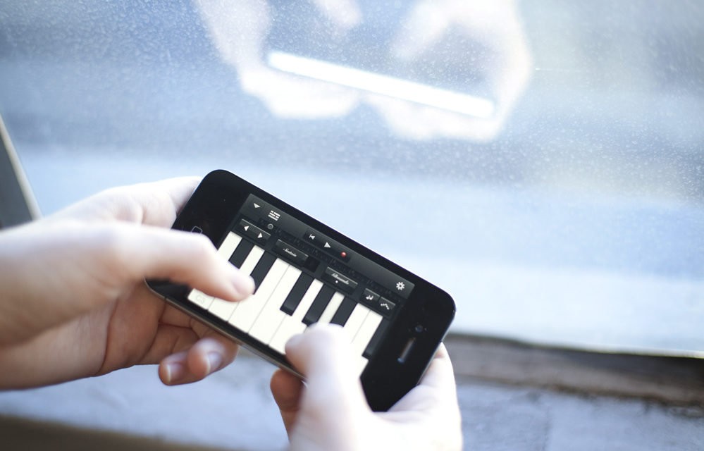 10 Best Music Production Apps for Your iPhone